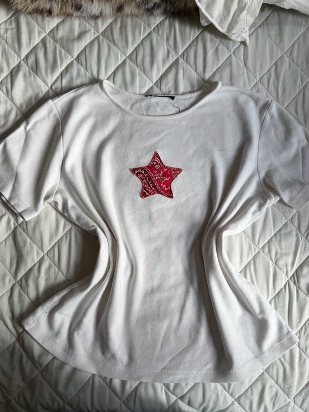 Vintage White Short Sleeve Tee with Red Bandana Star